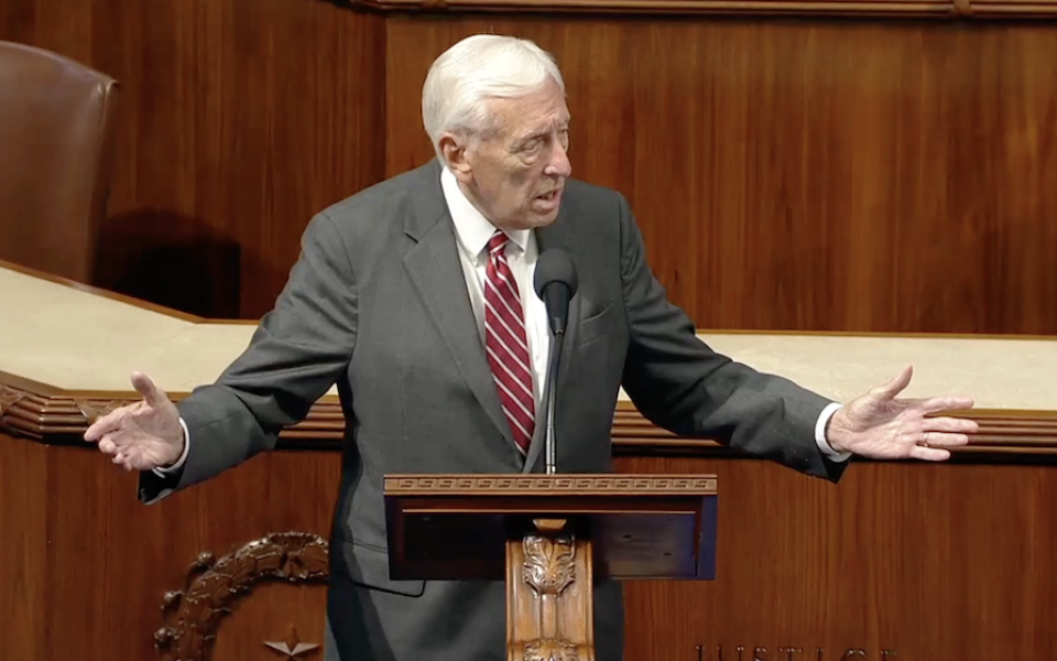 Hoyer holds him arms out