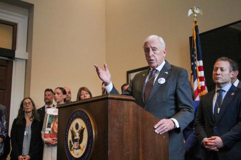 Congressman Hoyer at press conference with families of Americans held hostage by Hamas