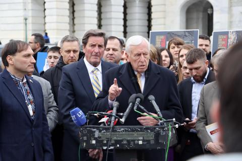 Hoyer Speaks at&nbsp;Ukrainian Week Press Conference