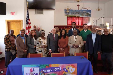 Congressman Hoyer with leaders from YESS! of Charles County 